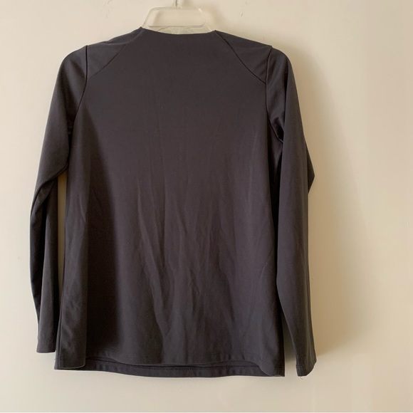 BOB MACKIE. Wearable Art. Black beaded gray top. Square neckline. Size S. - Picture 4 of 9